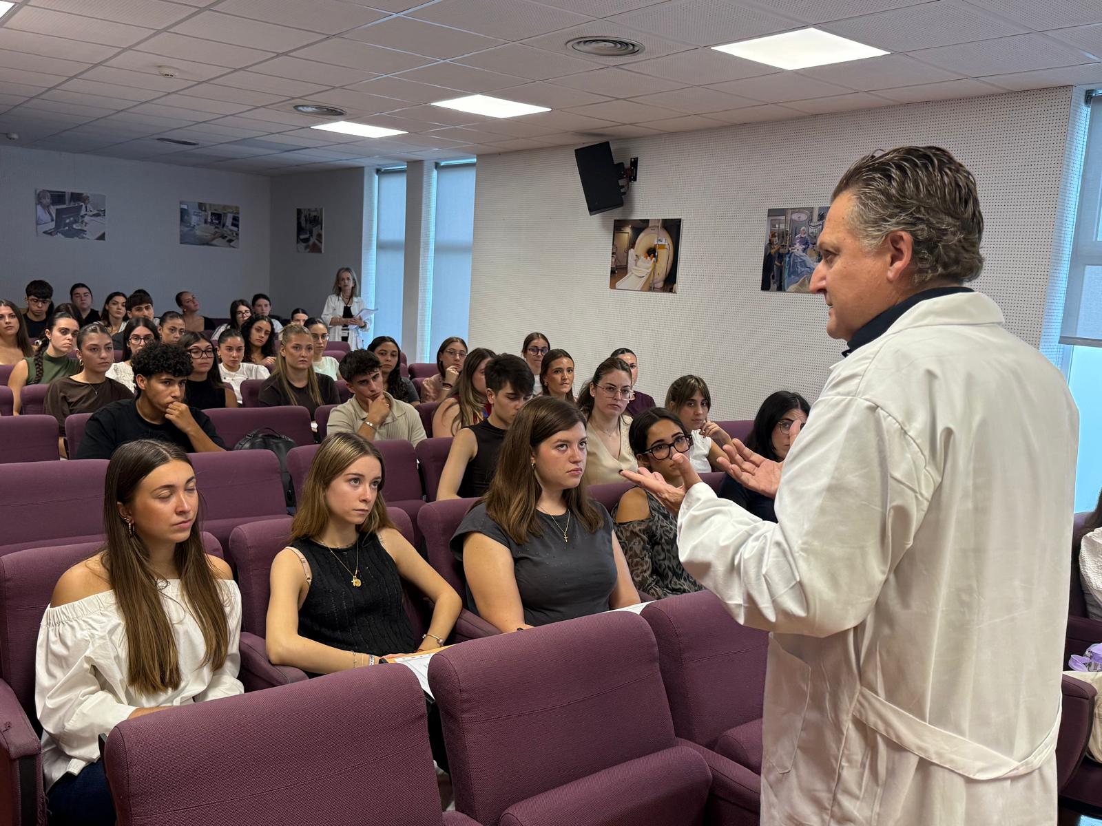 El Departament de Salut de La Ribera formarà a 609 estudiants de Medicina, Infermeria i altres especialitats al llarg d’este curs