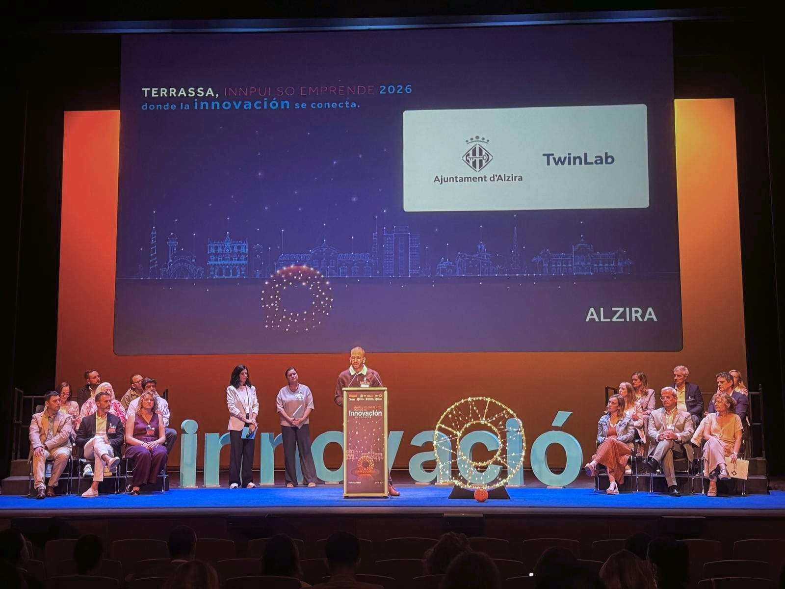 L’Ajuntament d’Alzira aposta per la digitalització industrial partipant en Innpulso Emprén amb el projecte de l’emprenedor d’IDEA Andrés Crespo